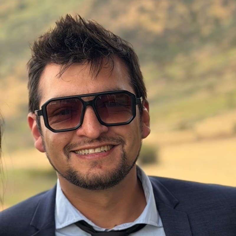 Javier Albornoz, Ingeniero Civil y fundador de Sismia SpA
